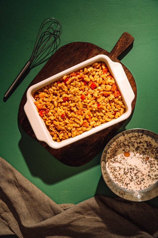 Kalaonni Taco-kirjolohimakaronilaatikko