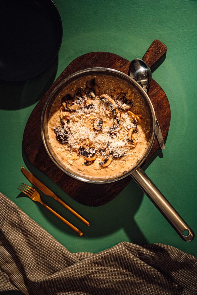 Kalaonni Pippurinen kirjolohi-sienirisotto